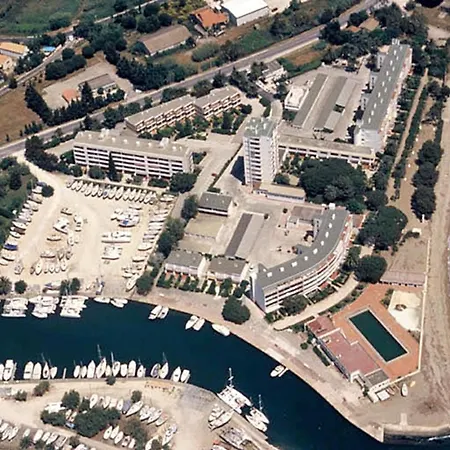 Climatise En Bord De Avec Parking A - Fr-1-335-204 Apartment *